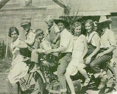 Helen, Lester, Lawrence, Kenny, Leonard, Nellie (Nan), Hazel and Frank Carey